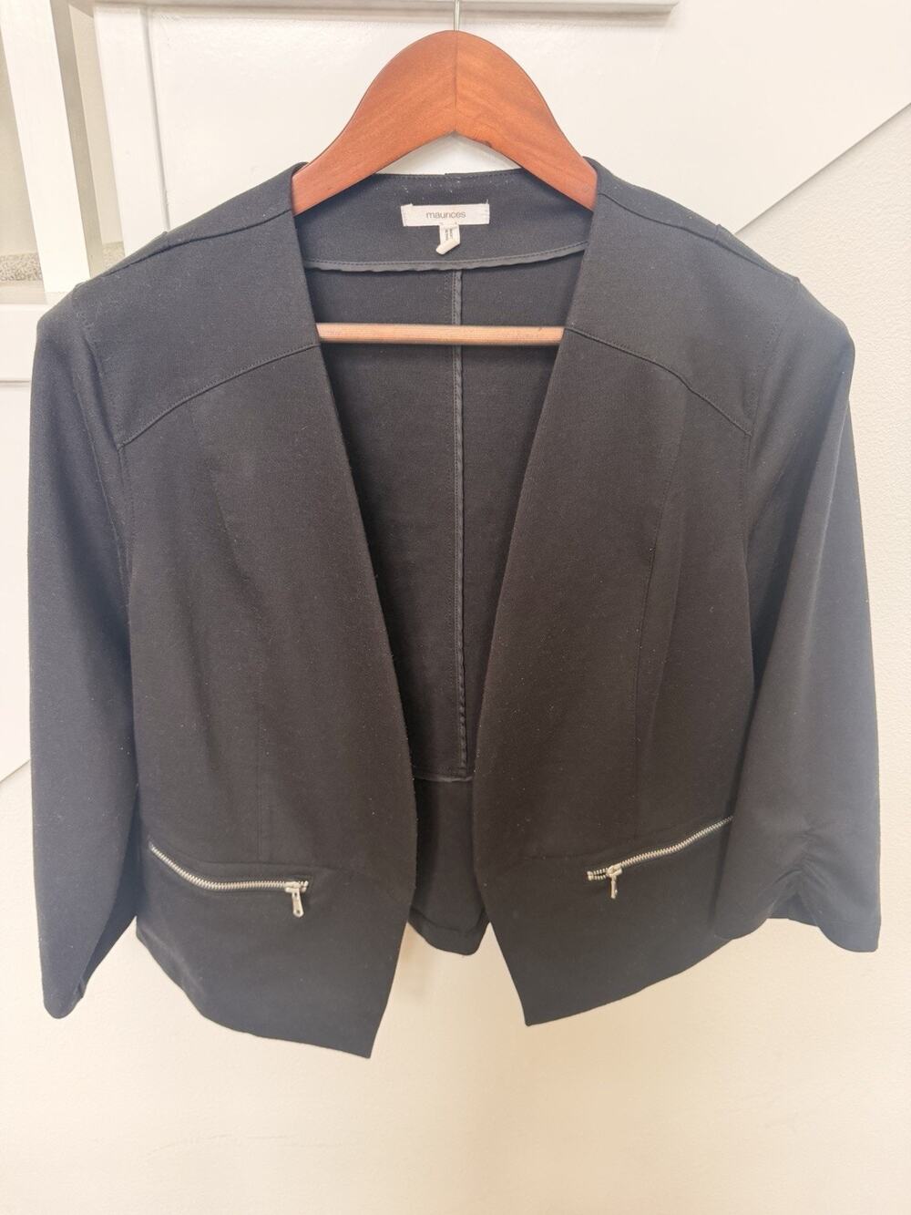 Maurices Women’s L Black Short Open Front Jacket 3/4 Sleeve Zip Pockets